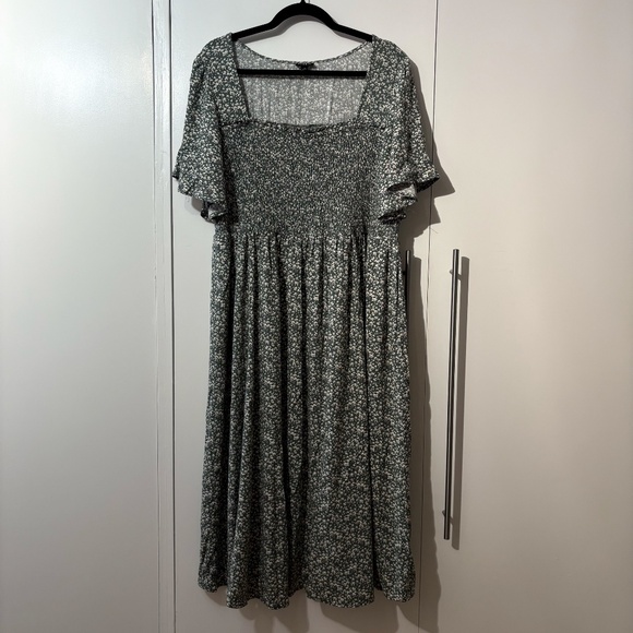 Torrid, Silo Ditsy Dark Forest, A-Line Midi Dress, Plus Size, 2 - Picture 1 of 7